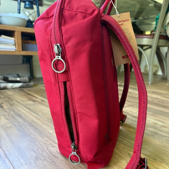 NWT - Fjallraven Small Kiruna Backpack main image 12